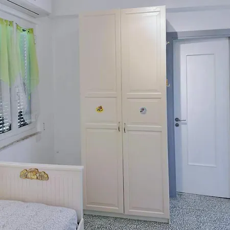 Trilocale Nel Apartment