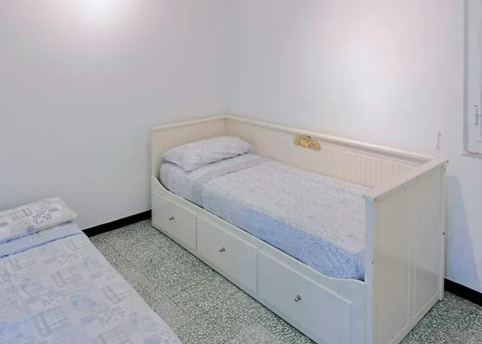 Trilocale Nel Lejlighed Varazze