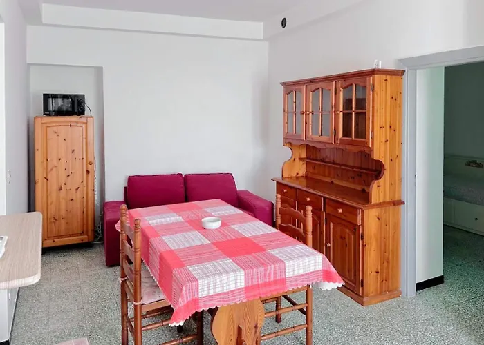 Trilocale Nel * Varazze